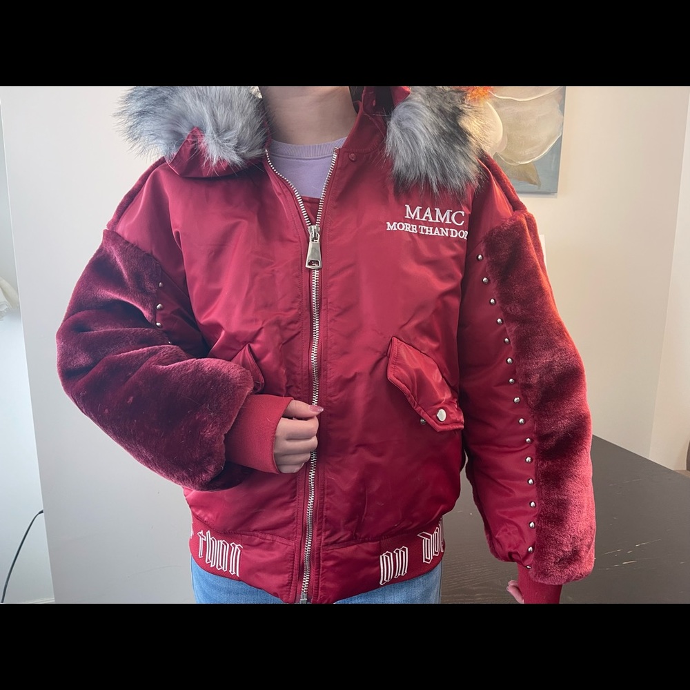 In excellent preowned condition FIREFLY  Red Snowboarding Coat  Winter Jacket,